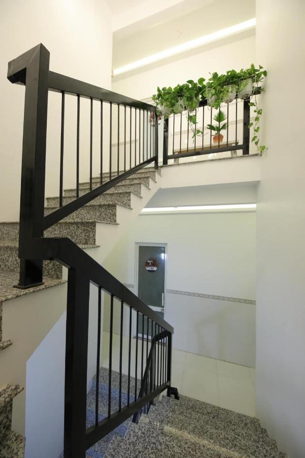 Hotel Van Thai Binh Tra Vinh ภายนอก รูปภาพ